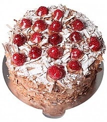 Taze Frambuaz İçeren 6–9 Kişilik Yaş Pasta